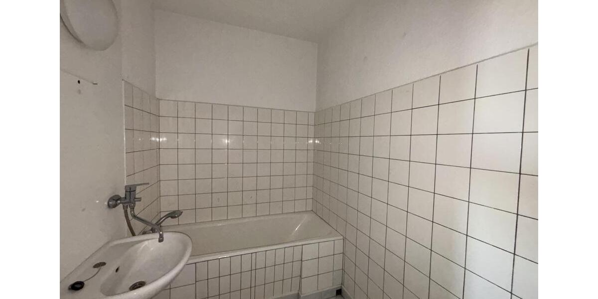 Etagenwohnung Frankfurt (Oder) - 3 Zimmer, 68 m&sup2;, 380&euro; | Angebot:25920197