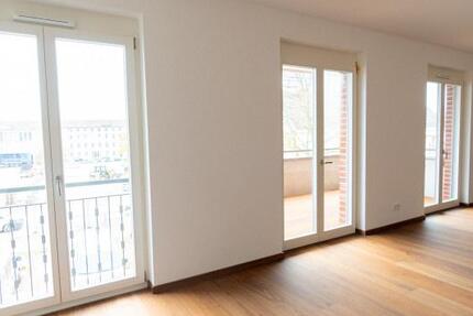 Wohnung Frankfurt (Oder) - 3 Zimmer, 119 m&sup2;, 1.553&euro; | Angebot:25323147