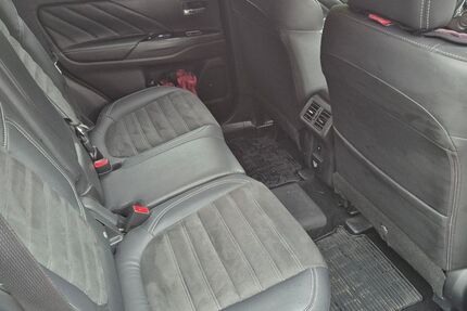 Mitsubishi Outlander 104.000 km 15.500 &euro; Mixdorf 15299