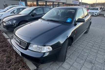 Audi A4 243.000 km 1.399 &euro; Frankfurt oder 15234