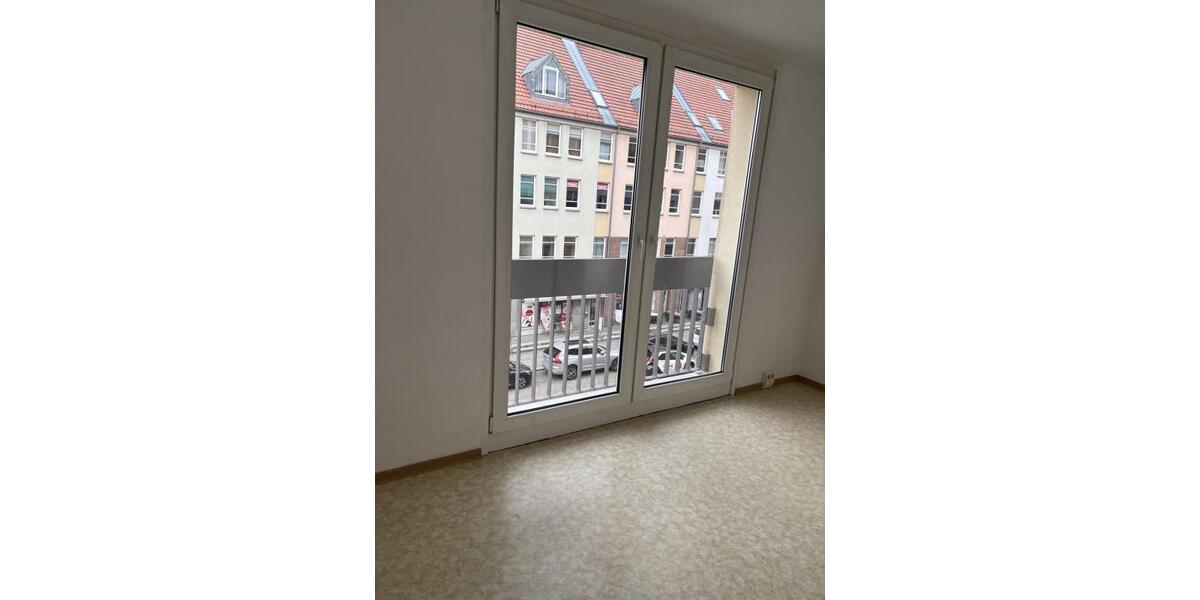 Etagenwohnung Frankfurt (Oder) - 2 Zimmer, 72 m&sup2;, 560&euro; | Angebot:22713986