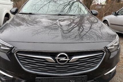 Opel Insignia 122.000 km 9.999 &euro; Eisenhüttenstadt 15890