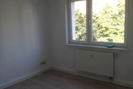 Wohnung Eisenhüttenstadt - 3 Zimmer, 85 m&sup2;, 750&euro; | Angebot:26082870