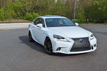 Lexus IS 300 89.700 km 21.900 &euro; Neuzelle 15898