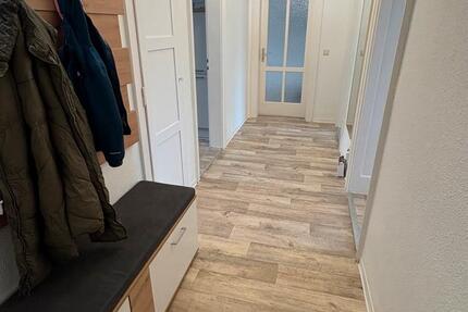 Wohnung Eisenhüttenstadt - 3 Zimmer, 64 m&sup2;, 642&euro; | Angebot:26130878