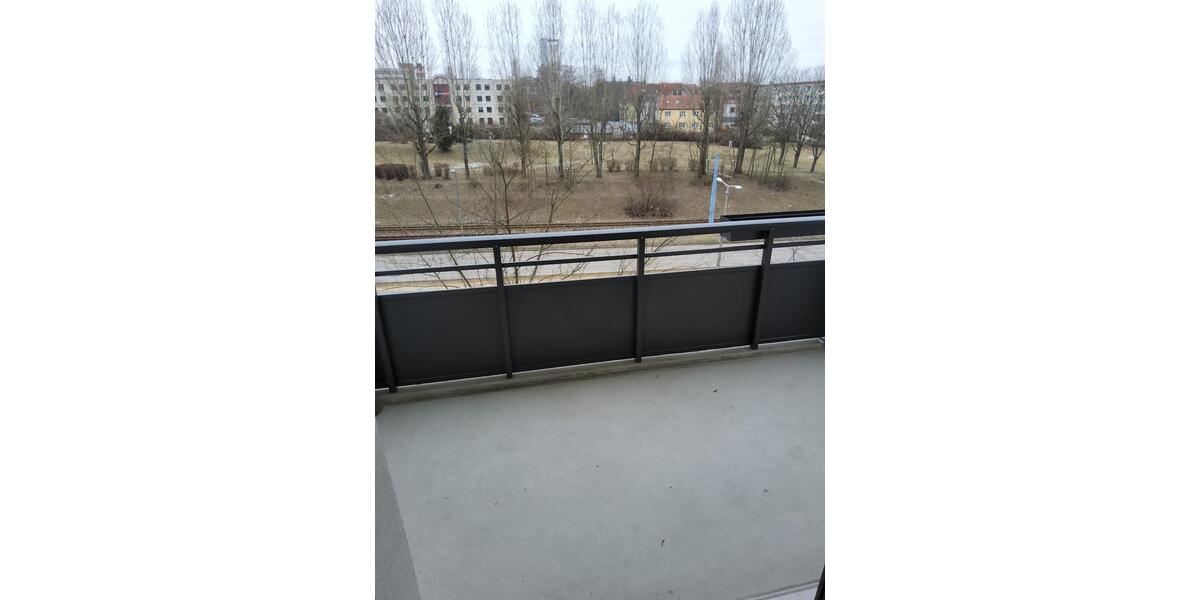 Etagenwohnung Frankfurt (Oder) Beresinchen - 4 Zimmer, 66 m&sup2;, 531&euro; | Angebot:25750943