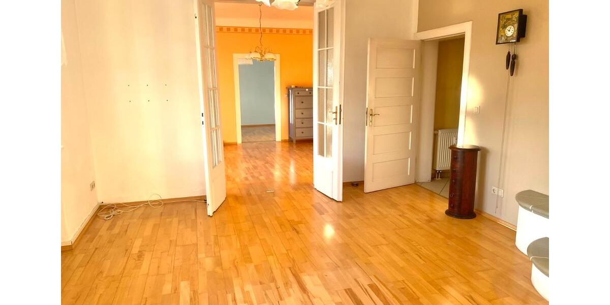 Hochparterre Frankfurt (Oder) - 4 Zimmer, 121 m&sup2;, 295.000&euro; | Angebot:25929448