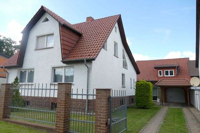 Einfamilienhaus Eisenhüttenstadt - 4 Zimmer, 120 m&sup2;, 425.000&euro; | Angebot:16806868
