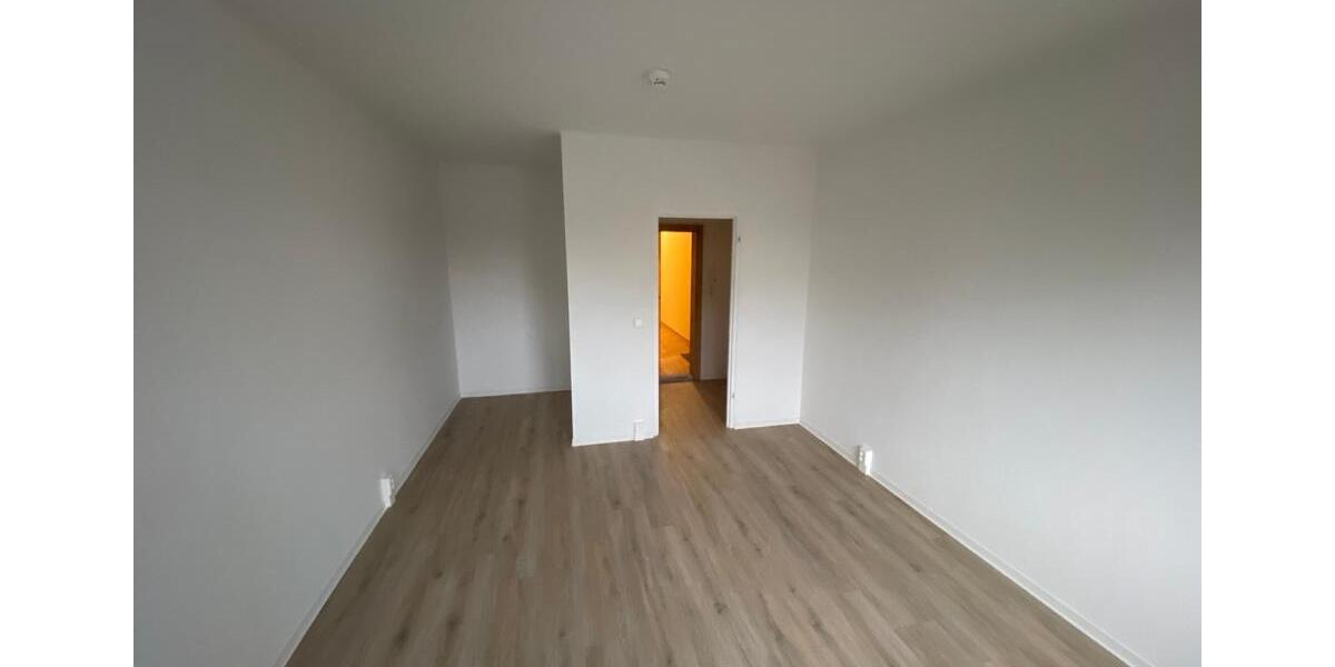 Etagenwohnung Eisenhüttenstadt - 2.5 Zimmer, 55 m&sup2;, 635&euro; | Angebot:26617746