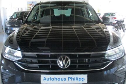VW Tiguan 45.640 km 23.980 &euro; Eisenhüttenstadt 15890