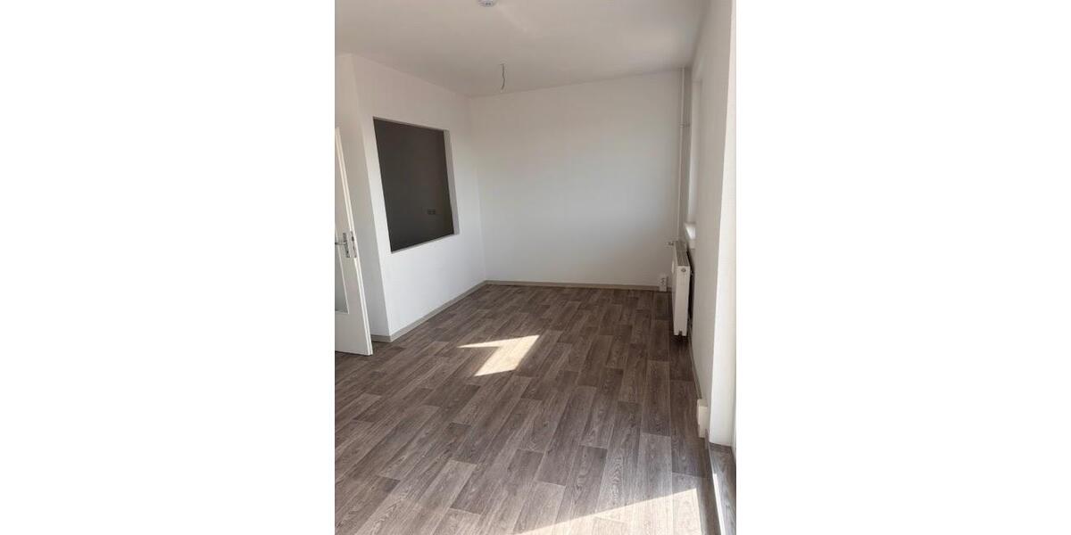Etagenwohnung Frankfurt (Oder) Booßen - 3 Zimmer, 72 m&sup2;, 394&euro; | Angebot:25772785