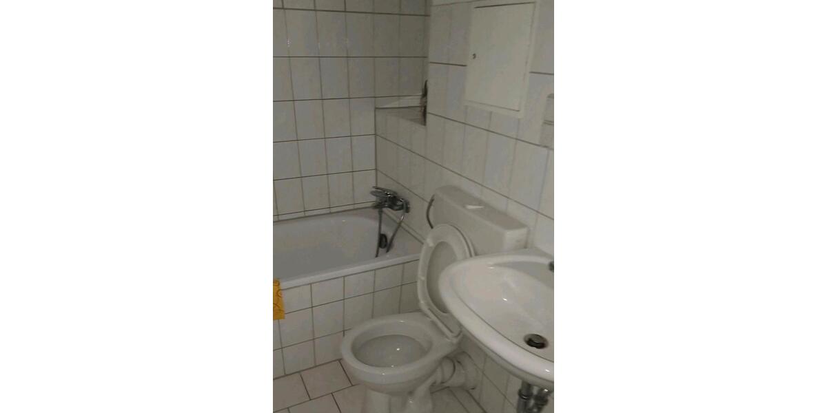 Etagenwohnung Frankfurt (Oder) Beresinchen - 3 Zimmer, 57 m&sup2;, 315&euro; | Angebot:25807607