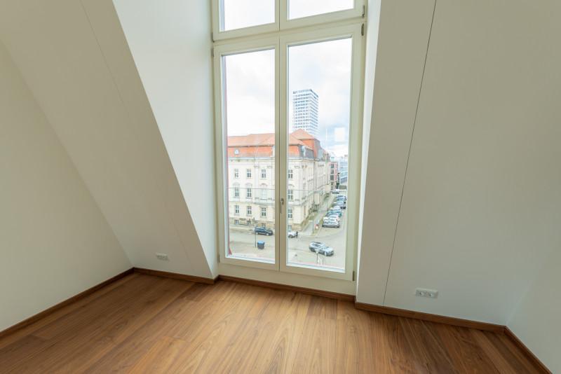 Etagenwohnung Frankfurt (Oder) - 2 Zimmer, 110 m&sup2;, 1.425&euro; | Angebot:24795054