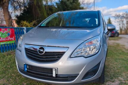 Opel Meriva 41.800 km 5.999 &euro; Lebus 15326