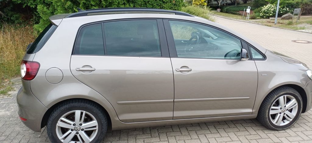 VW Golf Plus 101.000 km 8.950 &euro; Schlaubetal 15890