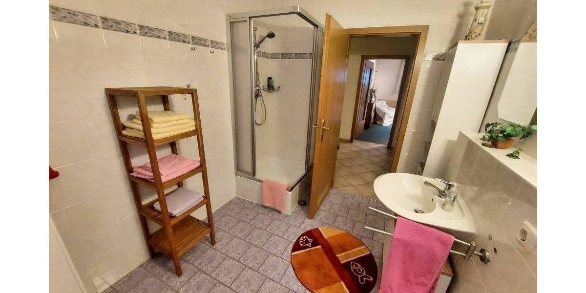 Einfamilienhaus Ziltendorf - 7 Zimmer, 247 m&sup2;, 469.000&euro; | Angebot:25686136