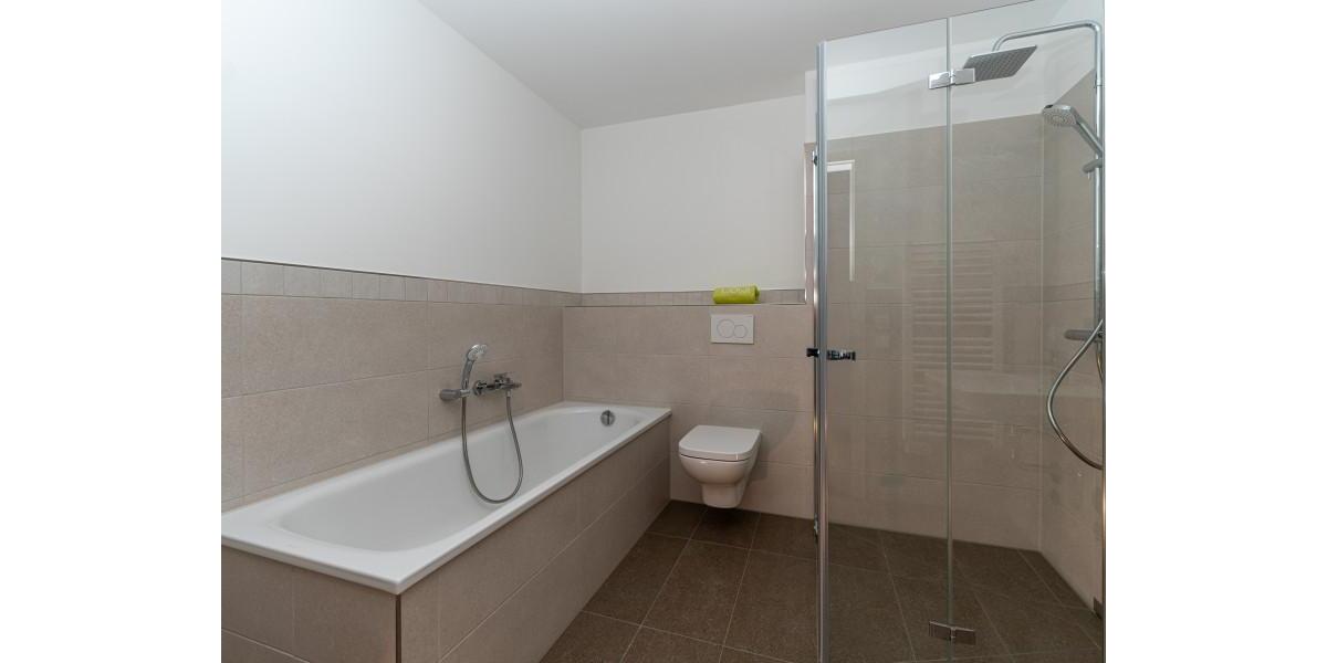 Etagenwohnung Frankfurt (Oder) - 3 Zimmer, 119 m&sup2;, 1.553&euro; | Angebot:24803154