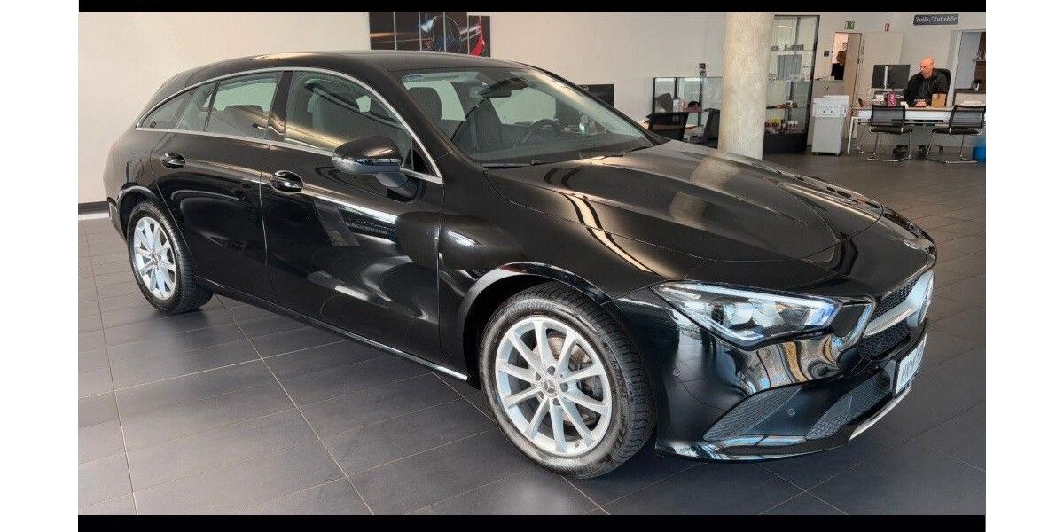 Mercedes-Benz CLA 180 Shooting Brake 35.000 km 25.700 &euro; Eisenhüttenstadt 15890