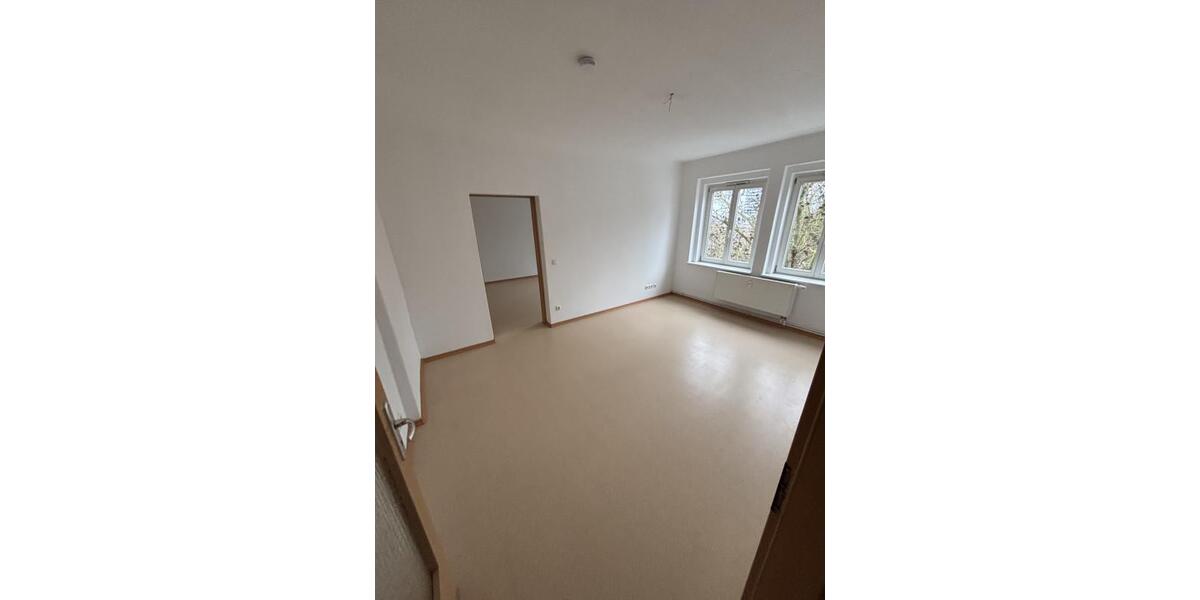 Etagenwohnung Frankfurt (Oder) - 2 Zimmer, 47 m&sup2;, 365&euro; | Angebot:25959225