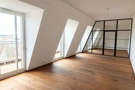 Wohnung Frankfurt (Oder) - 2 Zimmer, 75 m&sup2;, 1.049&euro; | Angebot:25041424