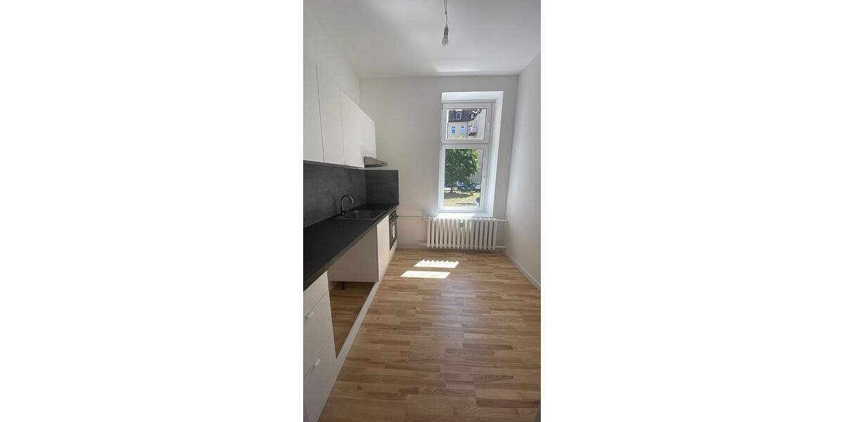 Etagenwohnung Frankfurt (Oder) - 2 Zimmer, 74 m&sup2;, 961&euro; | Angebot:24524785