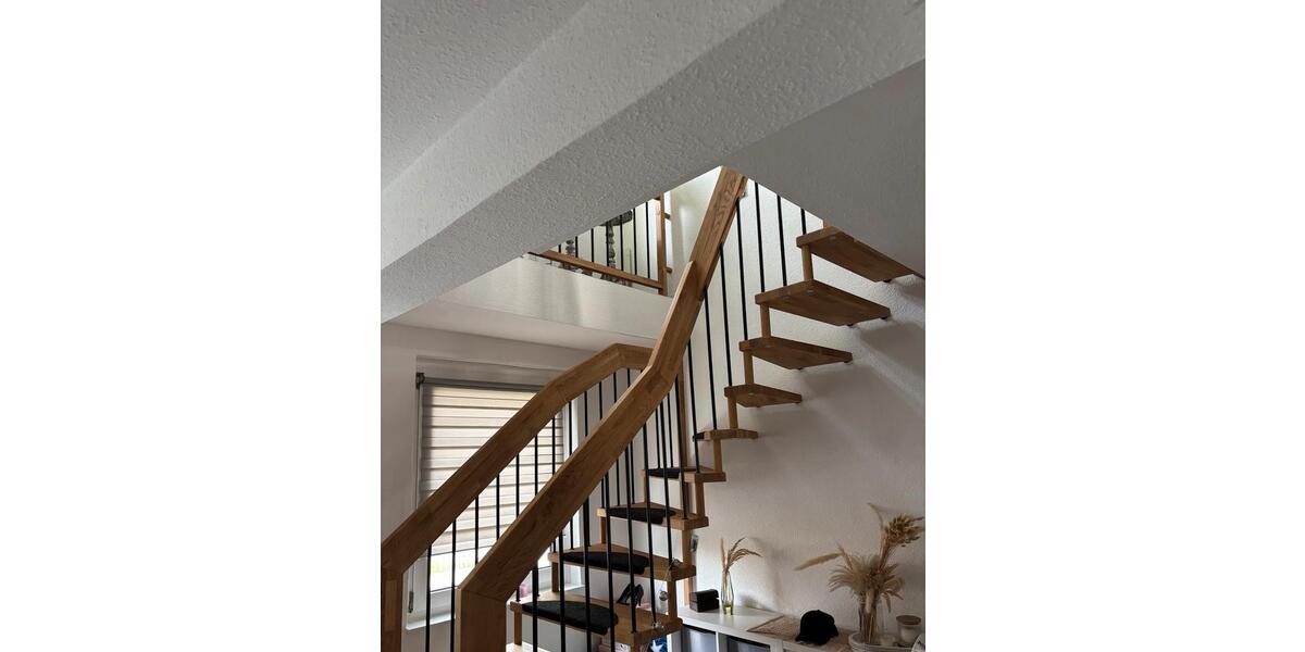 Maisonettenwohnung Neuzelle - 3 Zimmer, 100 m&sup2;, 900&euro; | Angebot:26585176