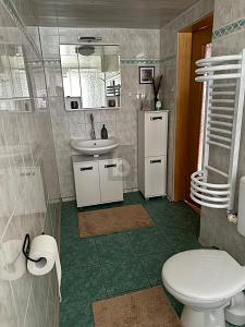 GROßES ANWESEN MIT 3 EINHEITEN - Mehrfamilienhaus, Wohnhaus Gusow-Platkow Platkow | Angebot:26129091