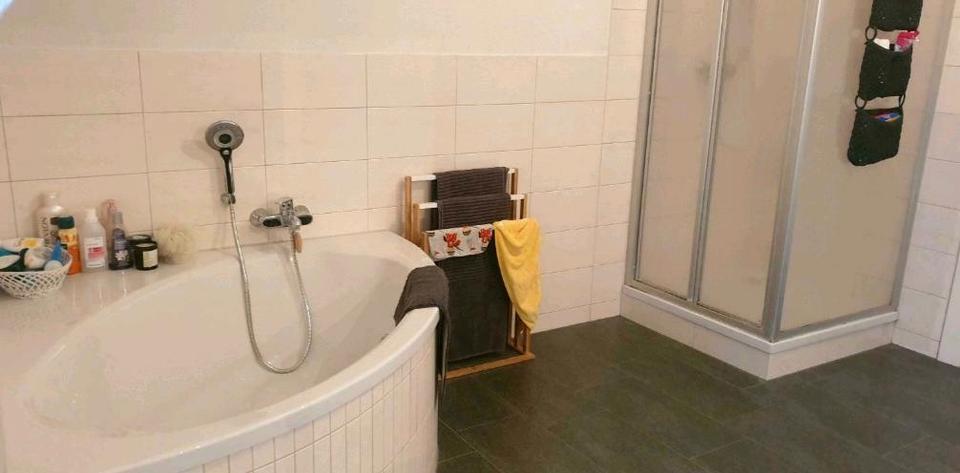 Etagenwohnung Frankfurt (Oder) Booßen - 3 Zimmer, 103 m&sup2;, 670&euro; | Angebot:26597908