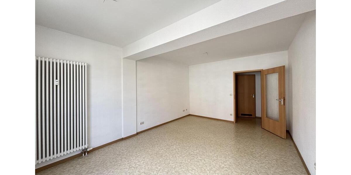 Etagenwohnung Frankfurt (Oder) - 2 Zimmer, 72 m&sup2;, 560&euro; | Angebot:22713986