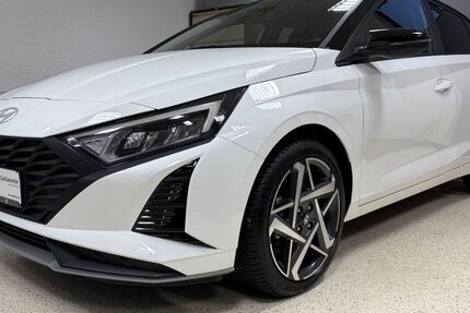 Hyundai i20 22.960 km 15.490 &euro; Beeskow 15848