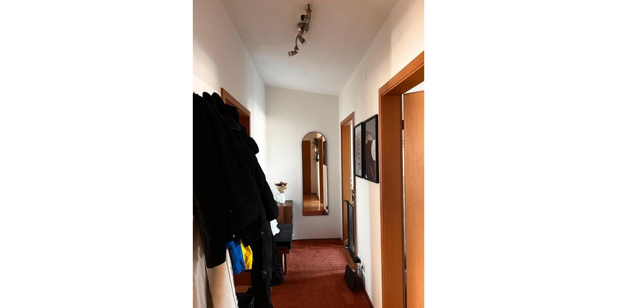 Dachgeschoßwohnung Frankfurt (Oder) - 2 Zimmer, 65 m&sup2;, 357&euro; | Angebot:25964424