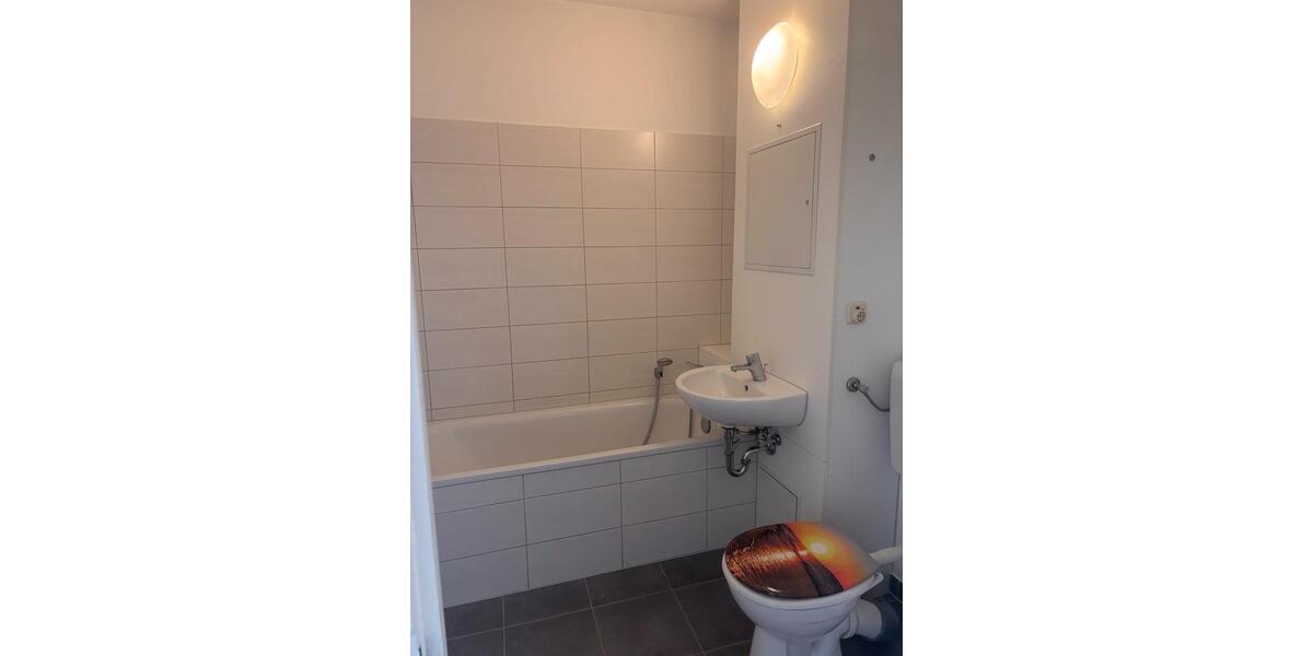 Etagenwohnung Frankfurt (Oder) - 4 Zimmer, 72 m&sup2;, 519&euro; | Angebot:25351193