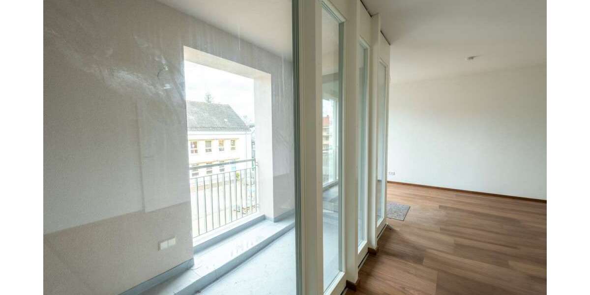 Etagenwohnung Frankfurt (Oder) - 2 Zimmer, 72 m&sup2;, 1.011&euro; | Angebot:25041415