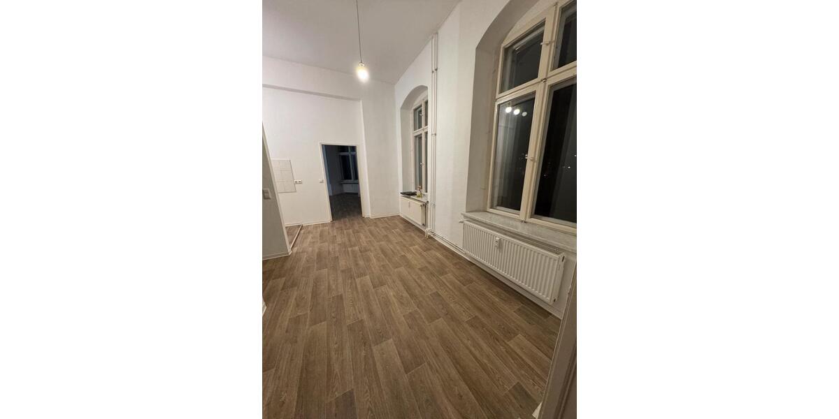 Etagenwohnung Frankfurt (Oder) - 2 Zimmer, 67 m&sup2;, 785&euro; | Angebot:23431424