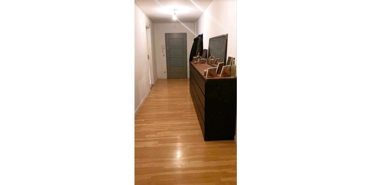 Etagenwohnung Frankfurt (Oder) Booßen - 3 Zimmer, 103 m&sup2;, 670&euro; | Angebot:26597908
