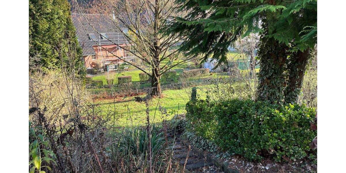 Einfamilienhaus Lawitz - 9 Zimmer, 303 m&sup2;, 365.000&euro; | Angebot:25834746