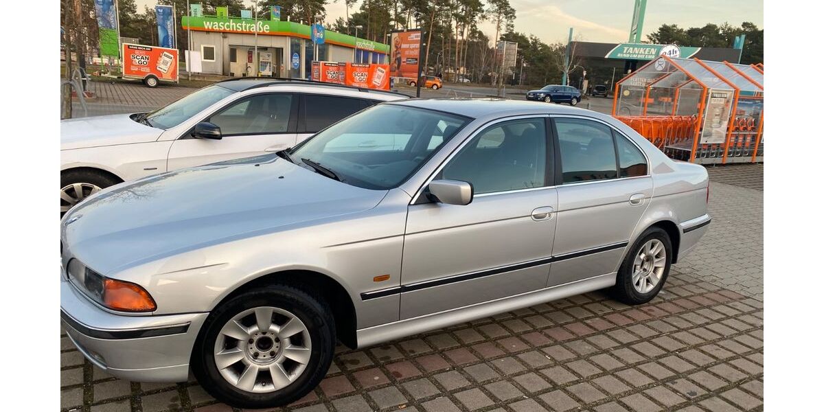BMW 520 110.260 km 6.400 &euro; Eisenhüttenstadt 15890