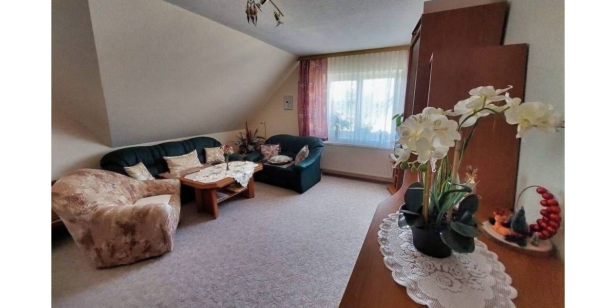 Einfamilienhaus Ziltendorf - 7 Zimmer, 247 m&sup2;, 469.000&euro; | Angebot:25686136