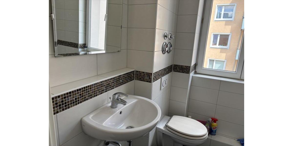 Etagenwohnung Frankfurt (Oder) - 2 Zimmer, 63 m&sup2;, 353&euro; | Angebot:23704733