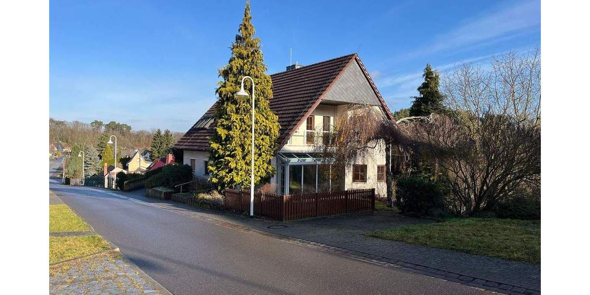 Einfamilienhaus Lawitz - 9 Zimmer, 303 m&sup2;, 365.000&euro; | Angebot:25834746