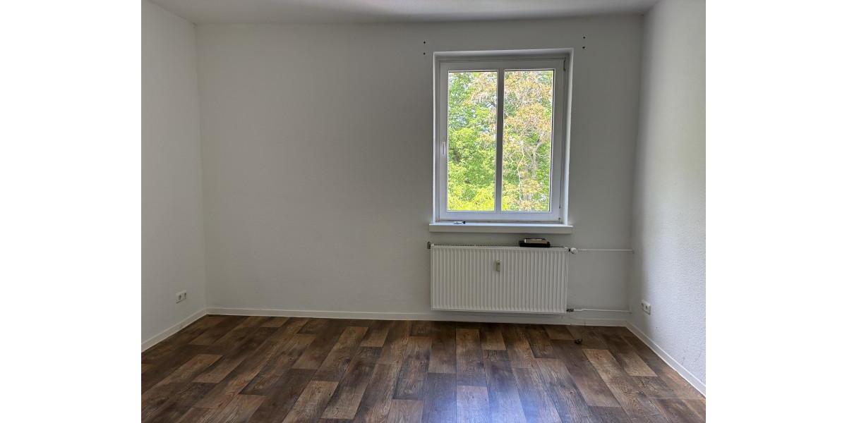 Etagenwohnung Frankfurt (Oder) - 2 Zimmer, 63 m&sup2;, 353&euro; | Angebot:23704733