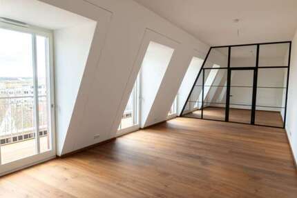 Wohnung Frankfurt (Oder) - 2 Zimmer, 75 m&sup2;, 1.049&euro; | Angebot:27363060
