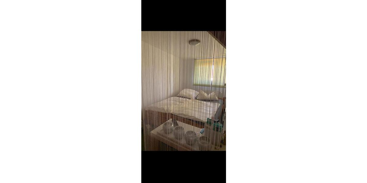 Dachgeschoßwohnung Frankfurt (Oder) Beresinchen - 3.5 Zimmer, 152 m&sup2;, 1.350&euro; | Angebot:26588891