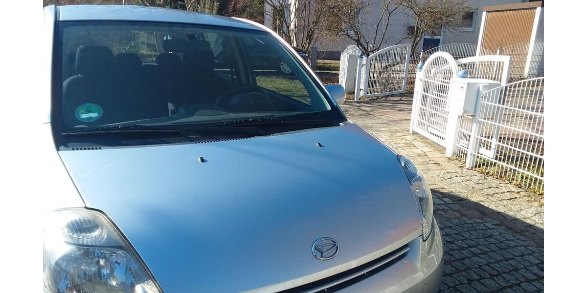 Daihatsu Sirion 88.100 km 3.950 &euro; Frankfurt 15234