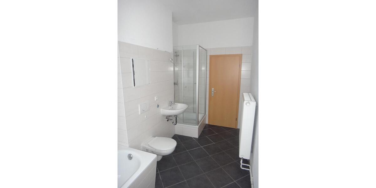 Etagenwohnung Frankfurt (Oder) - 3 Zimmer, 82 m&sup2;, 656&euro; | Angebot:22477396