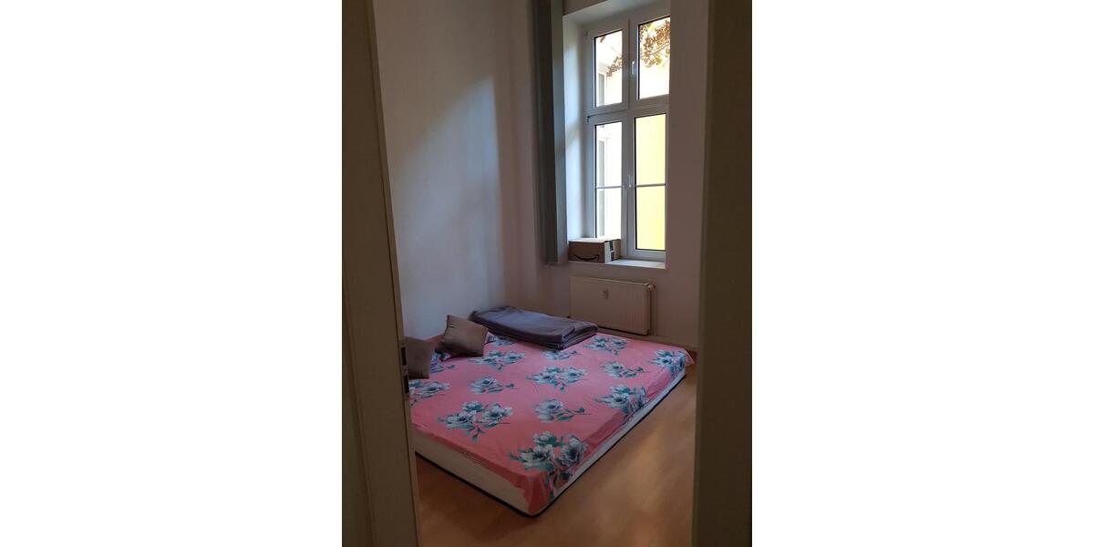 Etagenwohnung Frankfurt (Oder) - 1.5 Zimmer, 44 m&sup2;, 300&euro; | Angebot:26686518