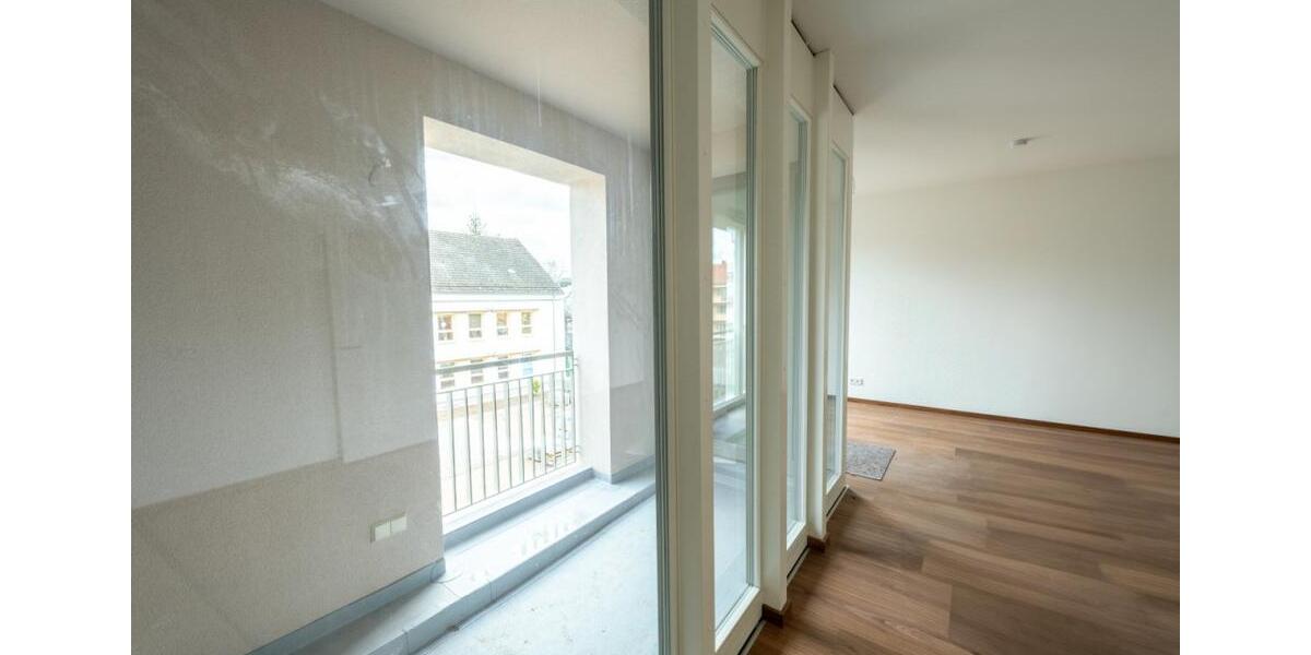 Etagenwohnung Frankfurt (Oder) - 2 Zimmer, 72 m&sup2;, 1.011&euro; | Angebot:25323142