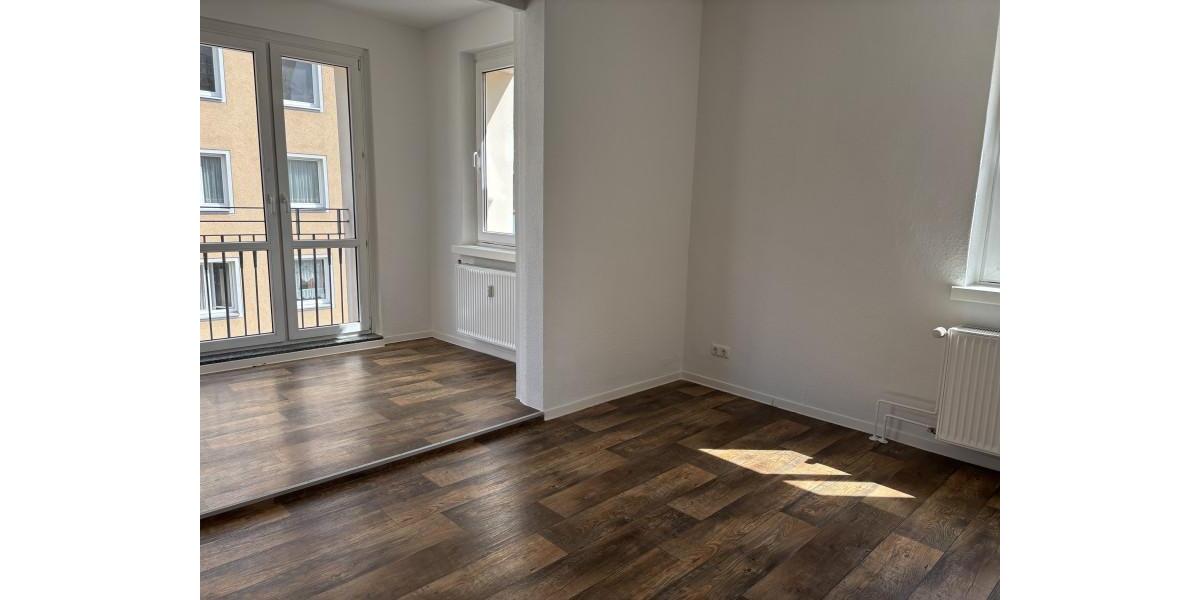 Etagenwohnung Frankfurt (Oder) - 2 Zimmer, 63 m&sup2;, 353&euro; | Angebot:23704733