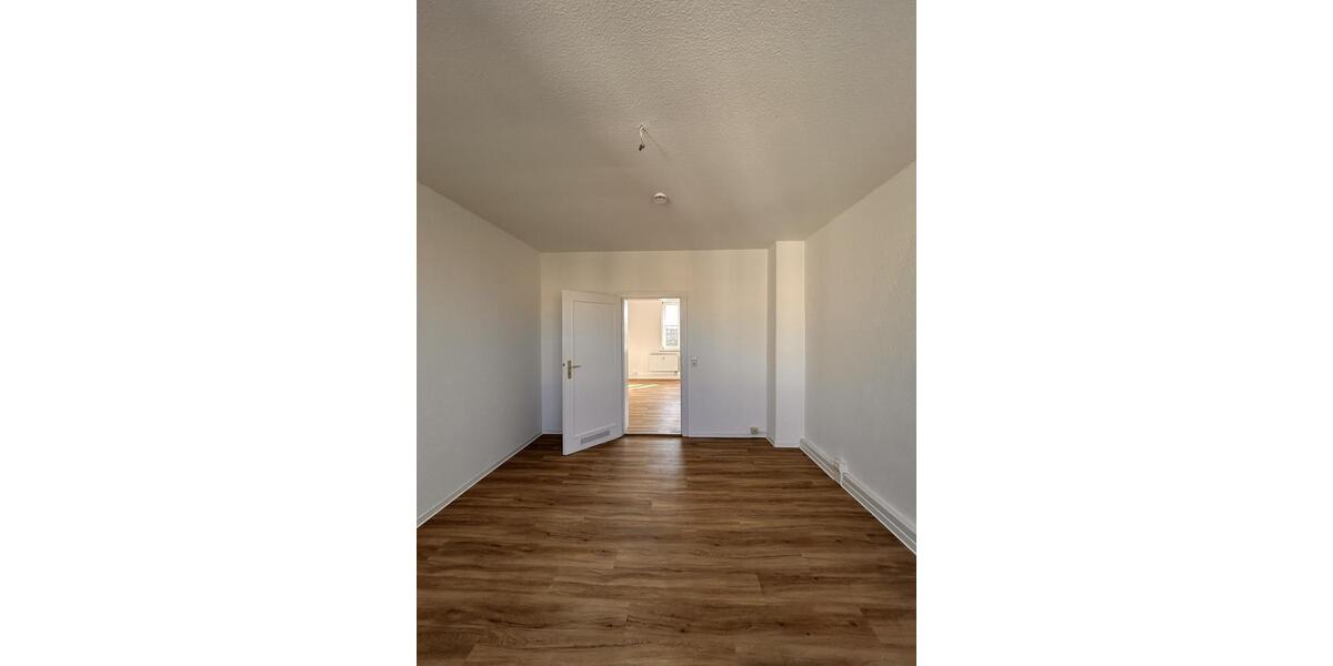 Etagenwohnung Eisenhüttenstadt - 3 Zimmer, 64 m&sup2;, 405&euro; | Angebot:24157711