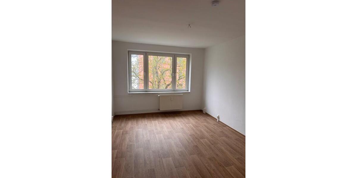 Etagenwohnung Frankfurt (Oder) - 2 Zimmer, 47 m&sup2;, 399&euro; | Angebot:26278676